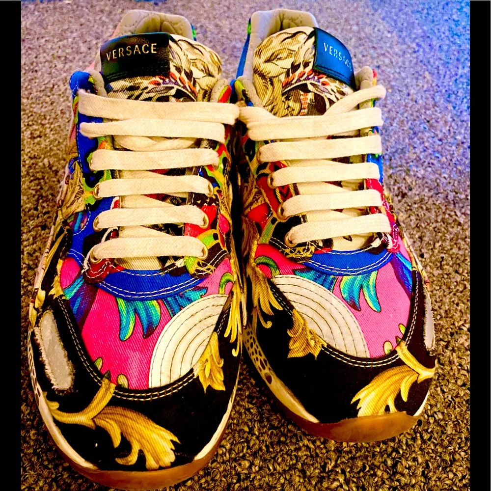 VERSACE Baroque Print Achilles Sneaker